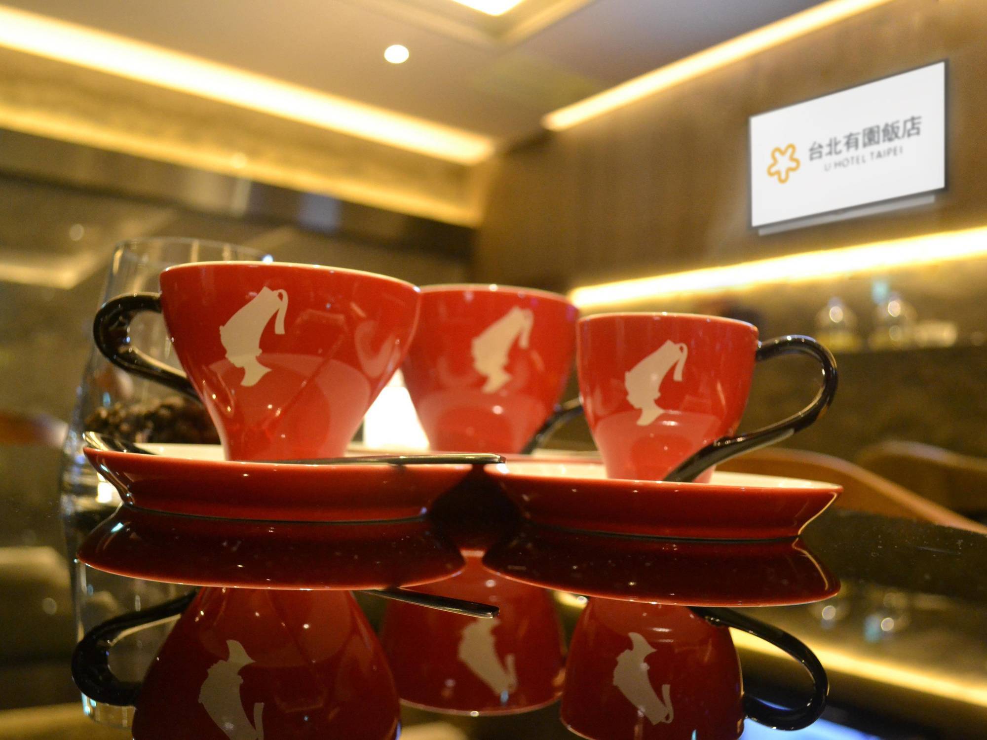 Check Inn Taipei Nanjing Zewnętrze zdjęcie